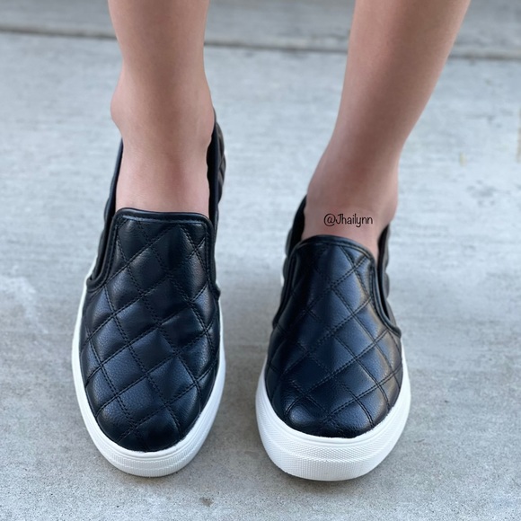 Black Platform Quilted Slip on sneakers - Picture 4 of 11